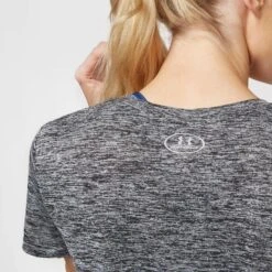 Under Armour Twist Tech V-Neck T-Shirt -Sportswear Sale Store go 201788 e